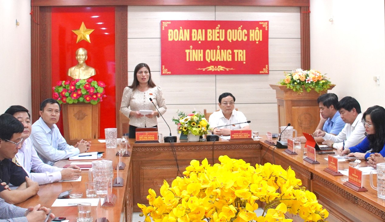 đại biểu Hồ Thị Minh